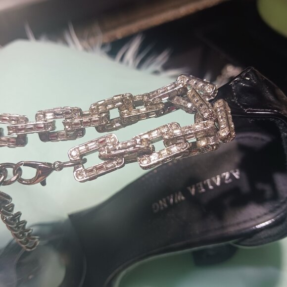 AZELEA WANG Ankle Wrap Chain Link Baguette's fluted heels size 8.5 - Picture 8 of 9